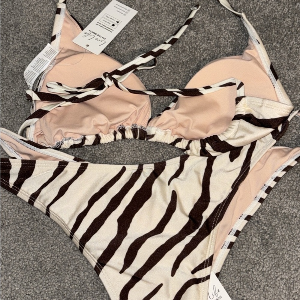 Bikini set - Picture 3 of 5